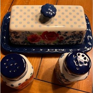 The Pioneer Woman Butter & Matching Salt & Pepper Shakers.